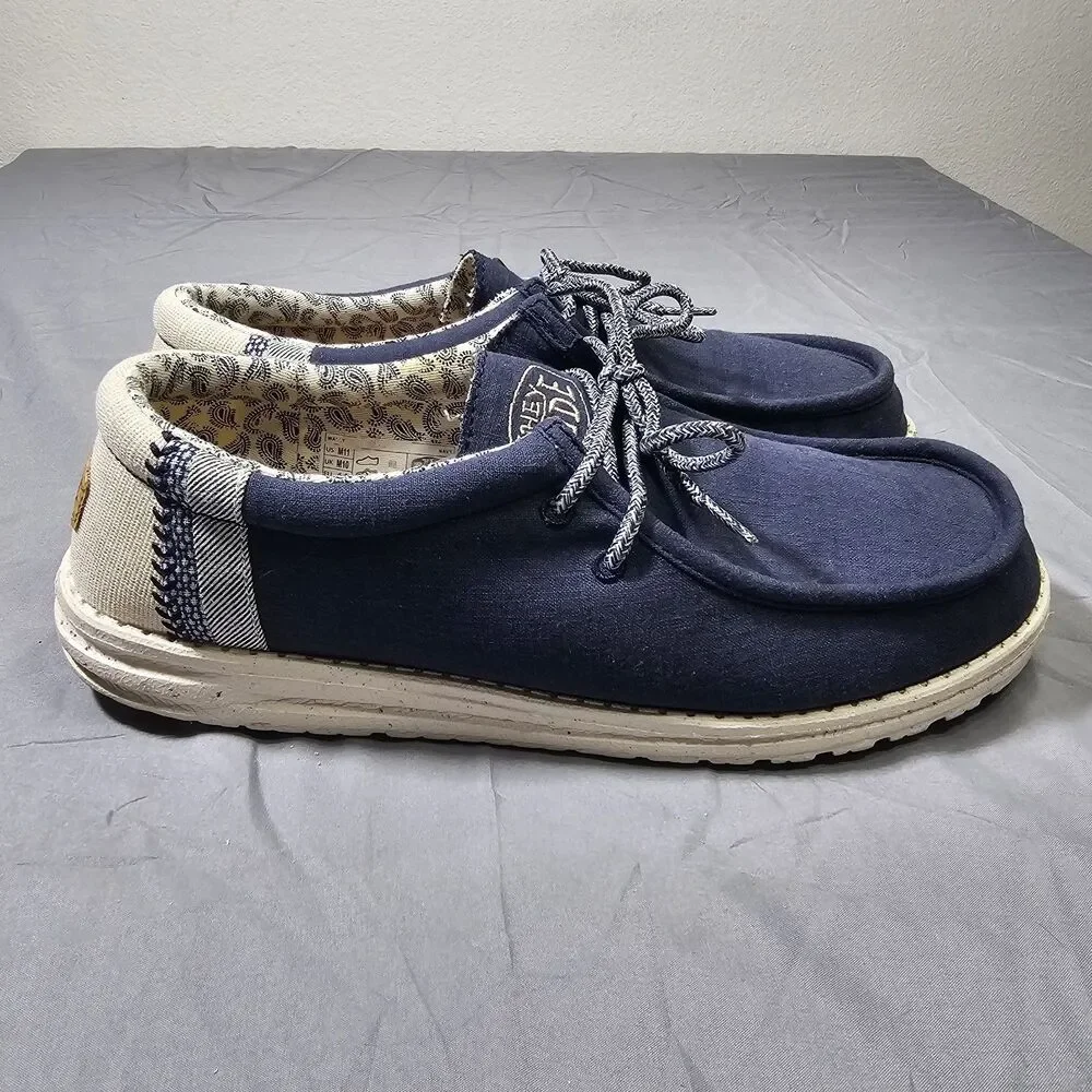 HEYDUDE Wally Navy Blue Paisley Men's Size 11 Casual Slip On Canvas Loafers